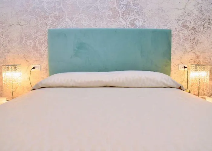 Lejlighed Modern Beachfront Flat In A With Pool